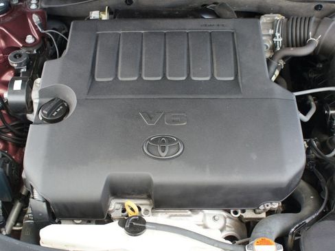 Used 2016 Toyota Avalon Limited w/ Toyota Safety Sense Package FWD image 29