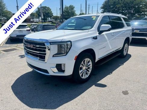 Used 2023 GMC Yukon SLT w/ SLT Premium Package AWD/4WD image 8