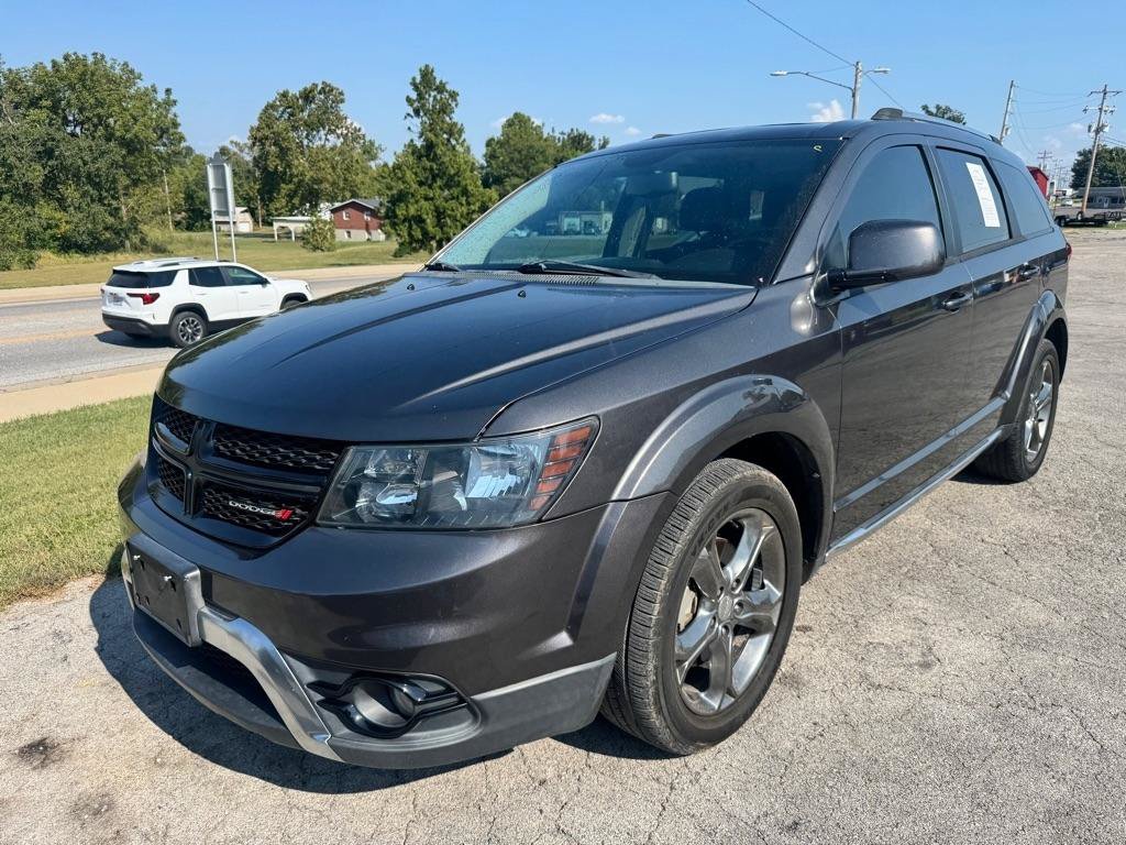 Used 2016 Dodge Journey Crossroad FWD image 3