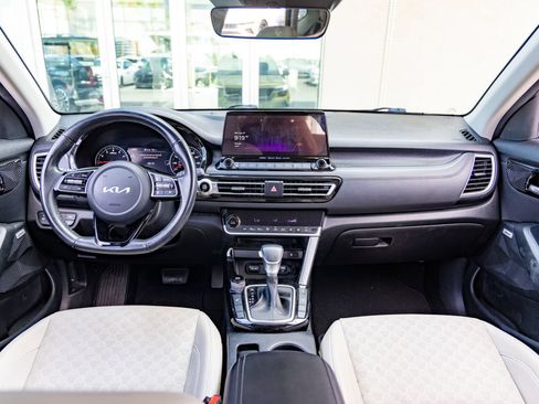Used 2023 Kia Seltos SX AWD/4WD image 15