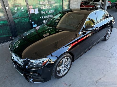 Used 2017 Mercedes-Benz E 300 image 2