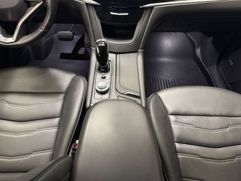 Used 2020 Cadillac XT6 Premium Luxury w/ Platinum Package AWD/4WD image 15