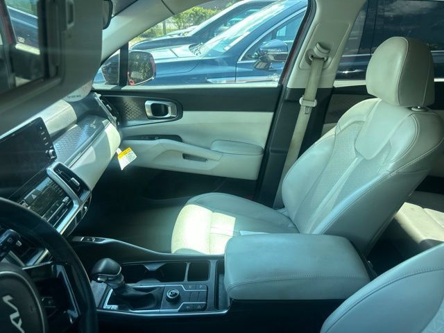 Used 2023 Kia Sorento S w/ Panoramic Sunroof Package FWD image 4