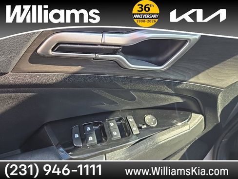 Used 2023 Kia Sportage X-Line w/ X-Line Premium Package AWD/4WD image 13