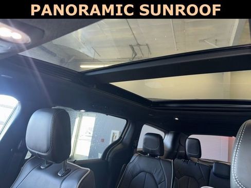 New 2026 Chrysler Pacifica Limited w/ Trailer Tow Group image 26