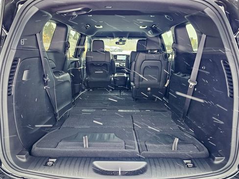 New 2026 Chrysler Pacifica Select FWD image 35