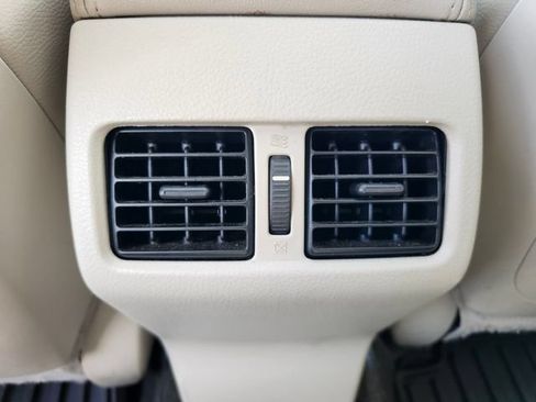 Used 2014 Subaru Outback 2.5i Limited AWD/4WD image 19