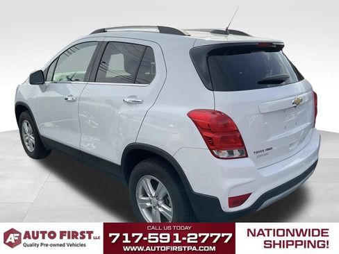 Used 2018 Chevrolet Trax LT w/ LT Convenience Package AWD/4WD image 4