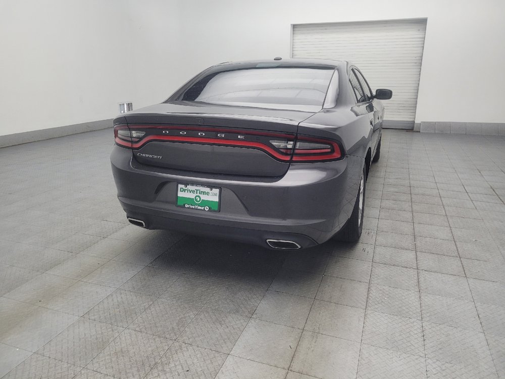 Used 2019 Dodge Charger SXT RWD image 9