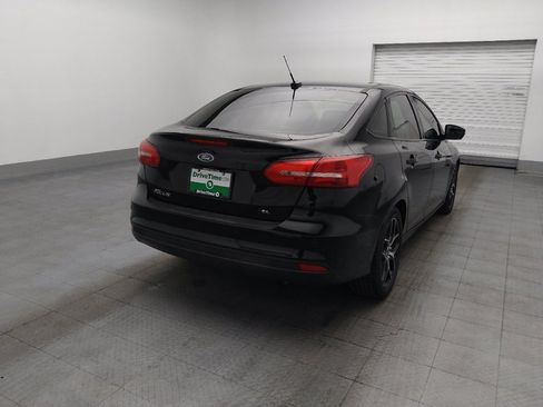 Used 2017 Ford Focus SEL FWD image 7