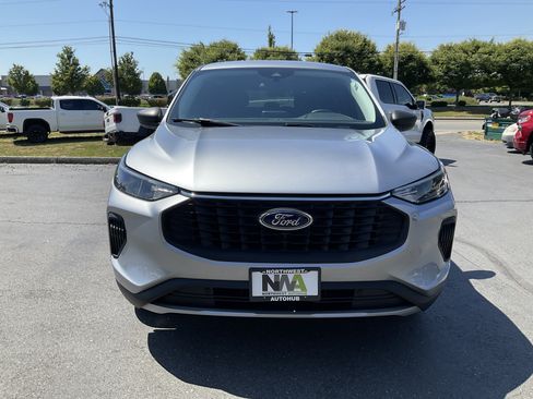 Used 2024 Ford Escape Active AWD/4WD image 5