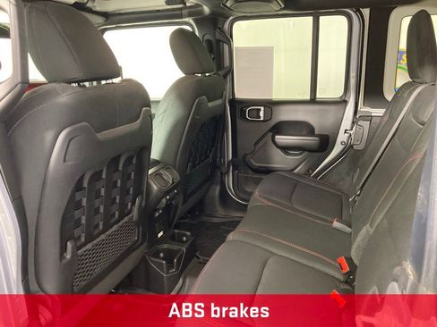 Used 2021 Jeep Wrangler Unlimited Rubicon image 17