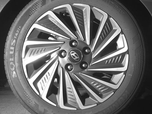 Used 2025 Hyundai Sonata SEL image 15