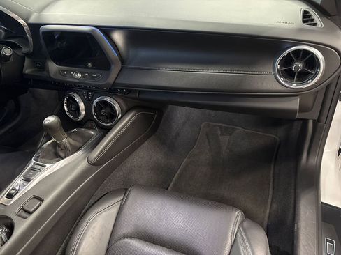 Used 2017 Chevrolet Camaro LT RWD image 47