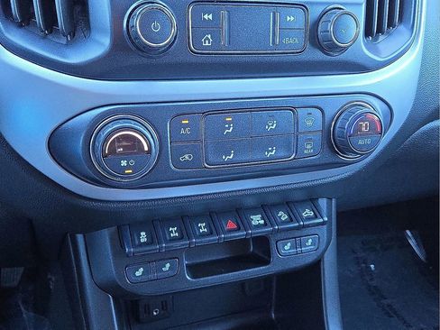 Used 2021 Chevrolet Colorado ZR2 image 29