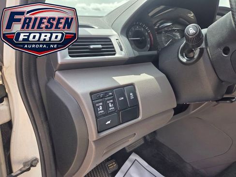 Used 2015 Honda Odyssey EX-L image 13