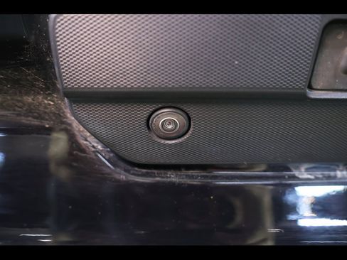 Used 2020 Chevrolet Silverado 1500 LTZ w/ LTZ Premium Package image 24