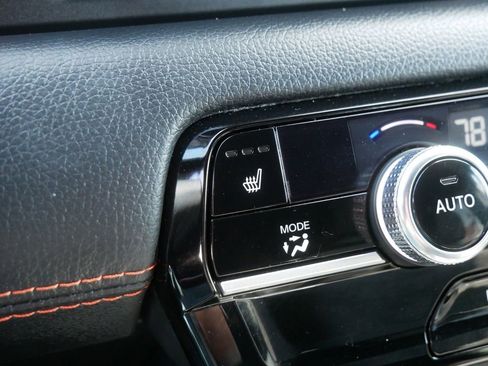 Used 2025 Honda Pilot Sport image 25