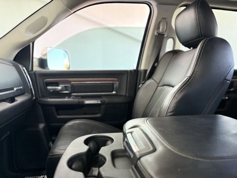 Used 2018 RAM 2500 Laramie image 40