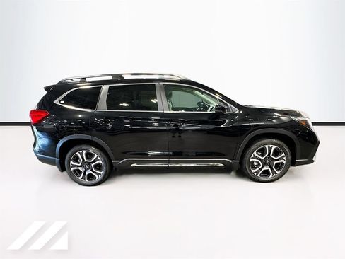 New 2026 Subaru Ascent Limited AWD/4WD image 4