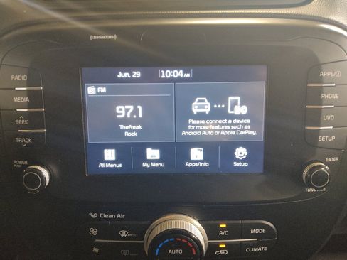 Used 2018 Kia Soul + FWD image 25