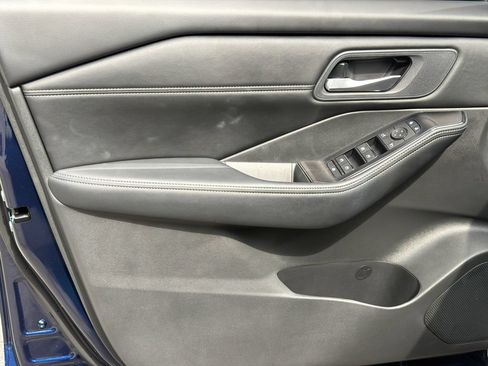Used 2026 Nissan Rogue Dark Armor FWD image 16