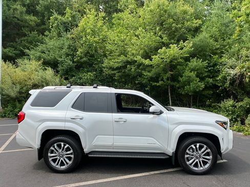 Certified 2025 Toyota 4Runner Limited AWD/4WD image 6