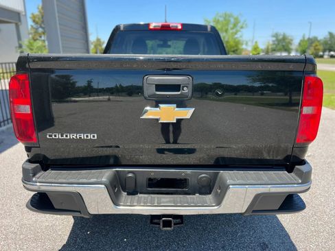 Used 2018 Chevrolet Colorado W/T RWD image 8