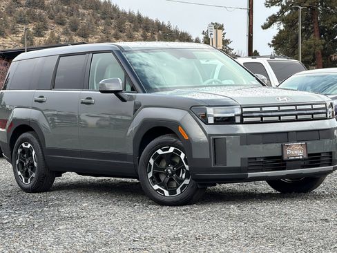 New 2026 Hyundai Santa Fe SE image 2