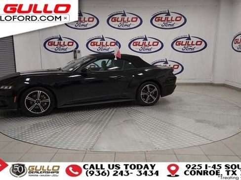 Used 2024 Ford Mustang Premium image 6