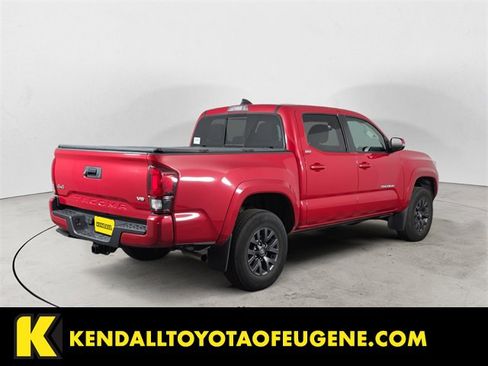 Used 2023 Toyota Tacoma SR5 w/ Technology Package image 5