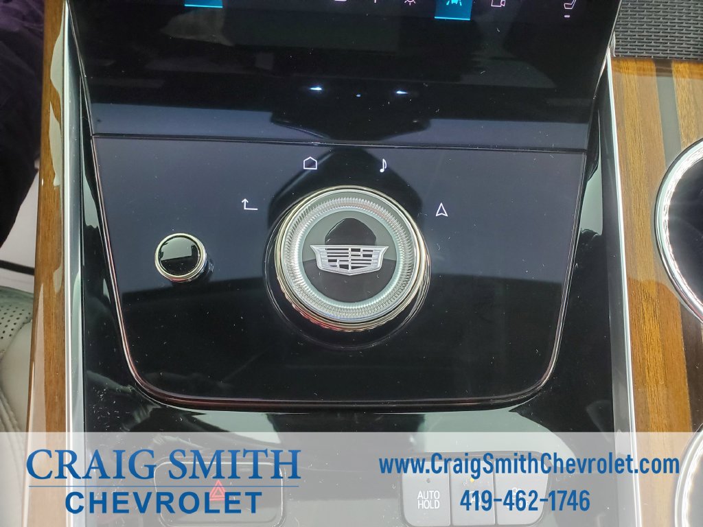 Used 2026 Cadillac Escalade Platinum Sport w/ LPO, ONYX Package AWD/4WD image 22