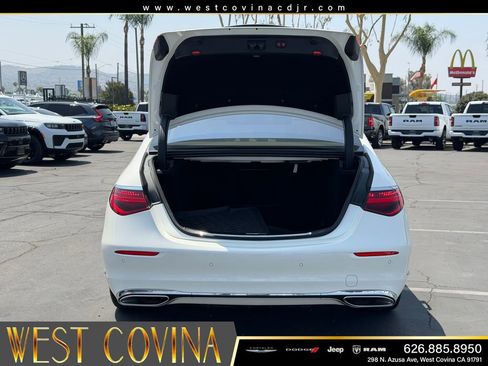 Used 2022 Mercedes-Benz S 580 4MATIC Sedan w/ 3D Technology Package image 11