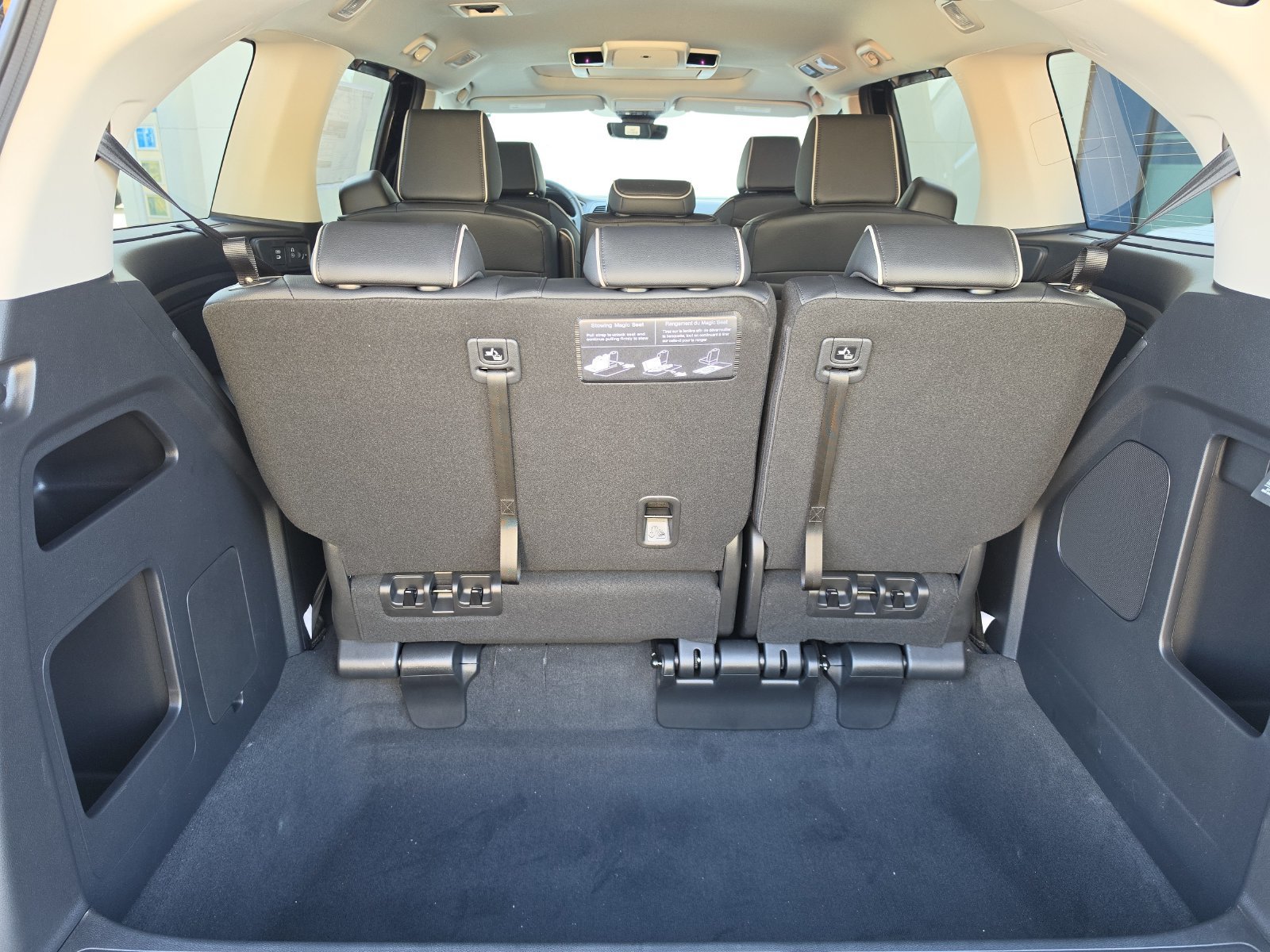 New 2027 Honda Odyssey Touring image 15