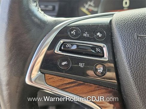 Used 2015 Cadillac Escalade Luxury image 25