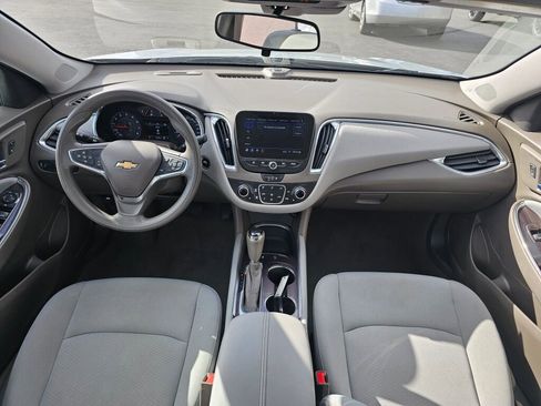 Used 2020 Chevrolet Malibu LT image 20