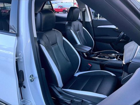 Used 2024 Buick Envision Sport Touring image 7