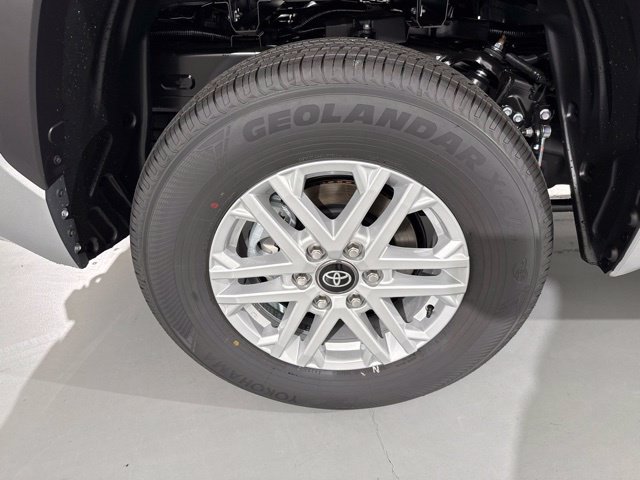 New 2026 Toyota Tundra SR5 w/ SR5 Premium Package RWD image 9