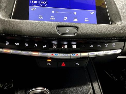 Used 2023 Cadillac XT4 Premium Luxury image 31