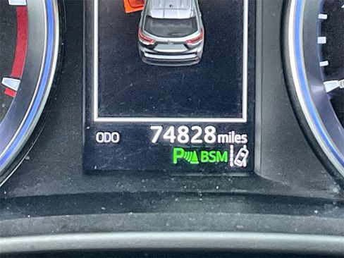 Used 2017 Toyota Highlander Limited Platinum w/ Carpet Mat Package image 21