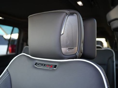 New 2026 GMC Yukon XL AT4 Ultimate w/ LPO, Floor Liner Package AWD/4WD image 18