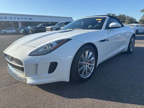 Used 2014 Jaguar F-TYPE Convertible image 3