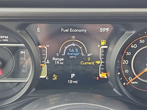 New 2026 Jeep Gladiator Sahara image 16