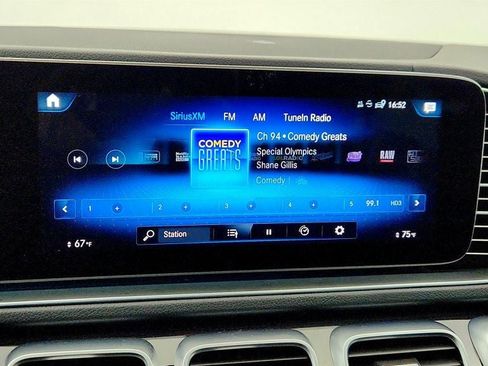 Used 2023 Mercedes-Benz GLS 450 4MATIC w/ AMG Line Exterior image 18