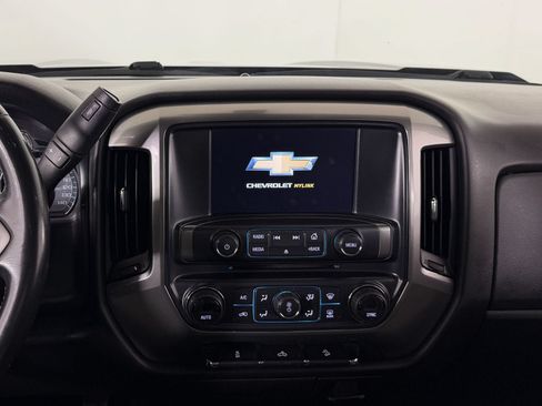 Used 2018 Chevrolet Silverado 1500 LT w/ Texas Edition AWD/4WD image 11
