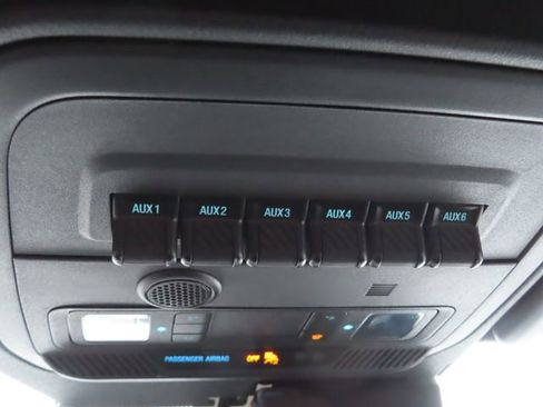 Used 2024 Ford Bronco Wildtrak image 37