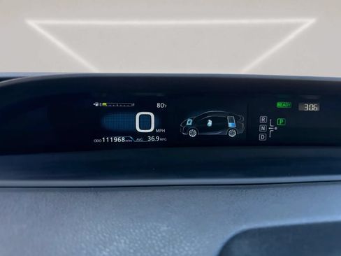 Used 2017 Toyota Prius Four w/ Premium Convenience Package FWD image 21