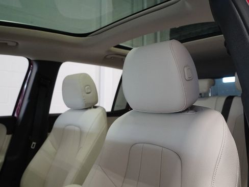 New 2026 Mercedes-Benz GLB 250 4MATIC image 15