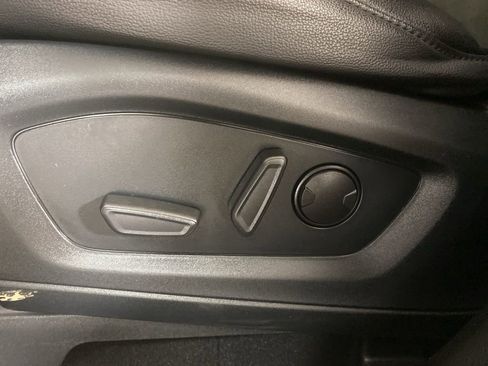 Used 2023 Ford Explorer ST-Line image 13