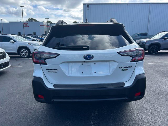 Used 2025 Subaru Outback Onyx Edition w/ Popular Package #2 AWD/4WD image 5